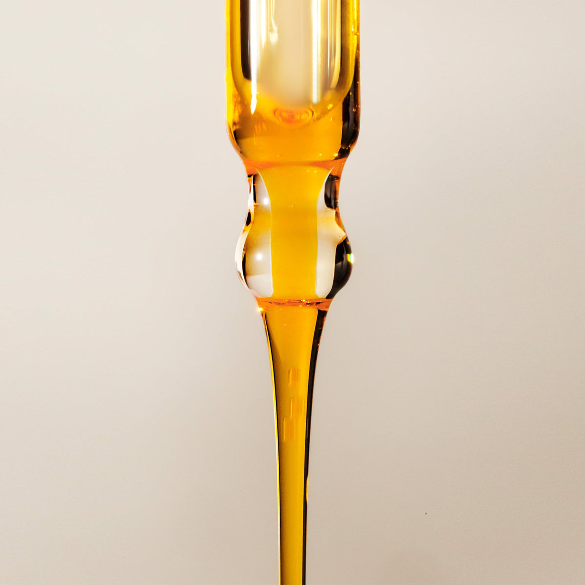 heavenly-sixteen-all-in-one-face-oil-w1 H16-Close-Ups.jpg