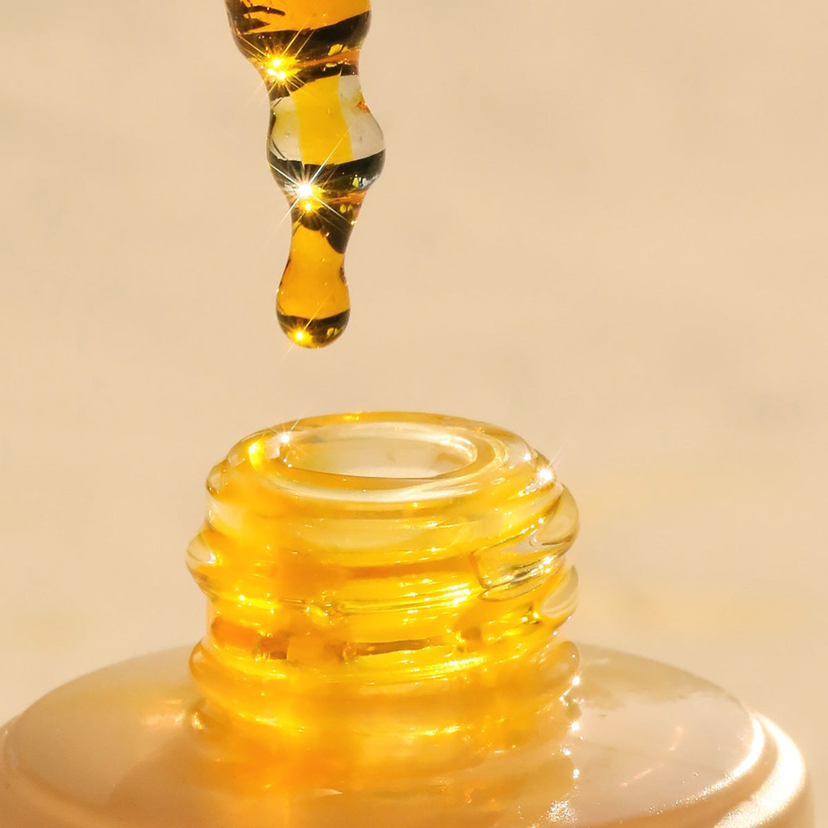 heavenly-sixteen-all-in-one-face-oil-w1 PDP-Heavenly-Sixteen-Supplemental-3.jpg