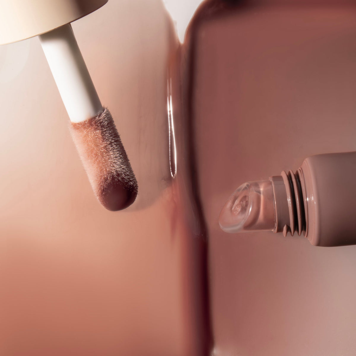 dream-lip-oil-warm-beige-v1 PDP_DLO-WarmBeige-3.jpg