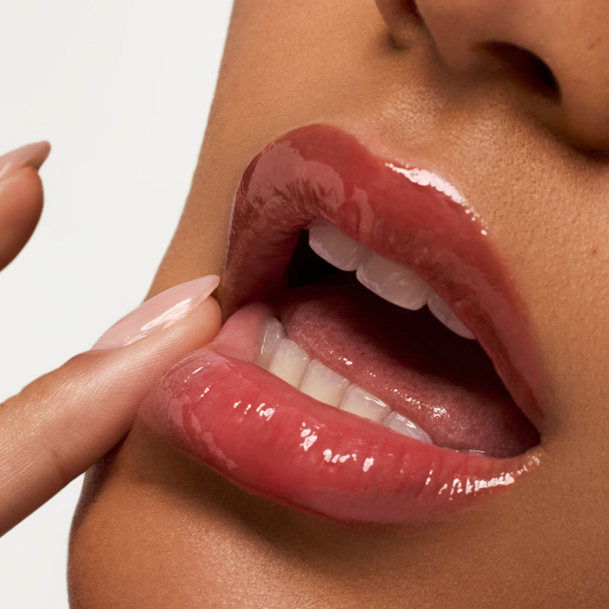 lip-butter-balm-poppy-m2 PDP_LBB-Poppy-2.jpg